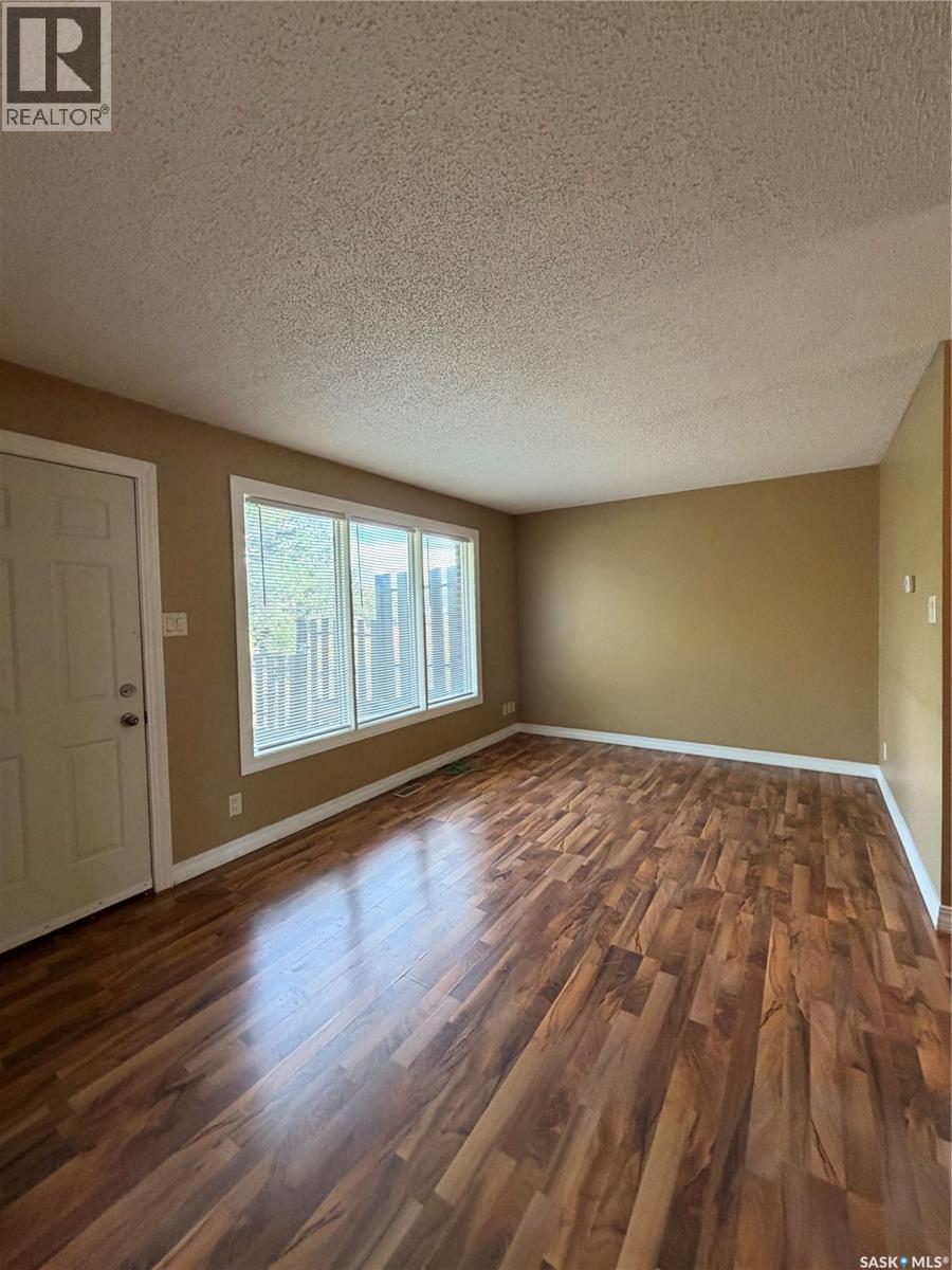 3828 Castle Road, Regina, Saskatchewan  S4S 6M7 - Photo 21 - SK042118