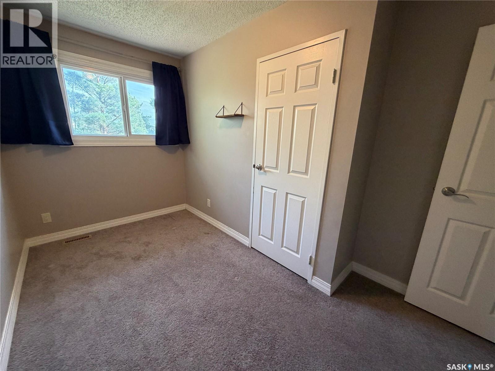 3828 Castle Road, Regina, Saskatchewan  S4S 6M7 - Photo 26 - SK042118