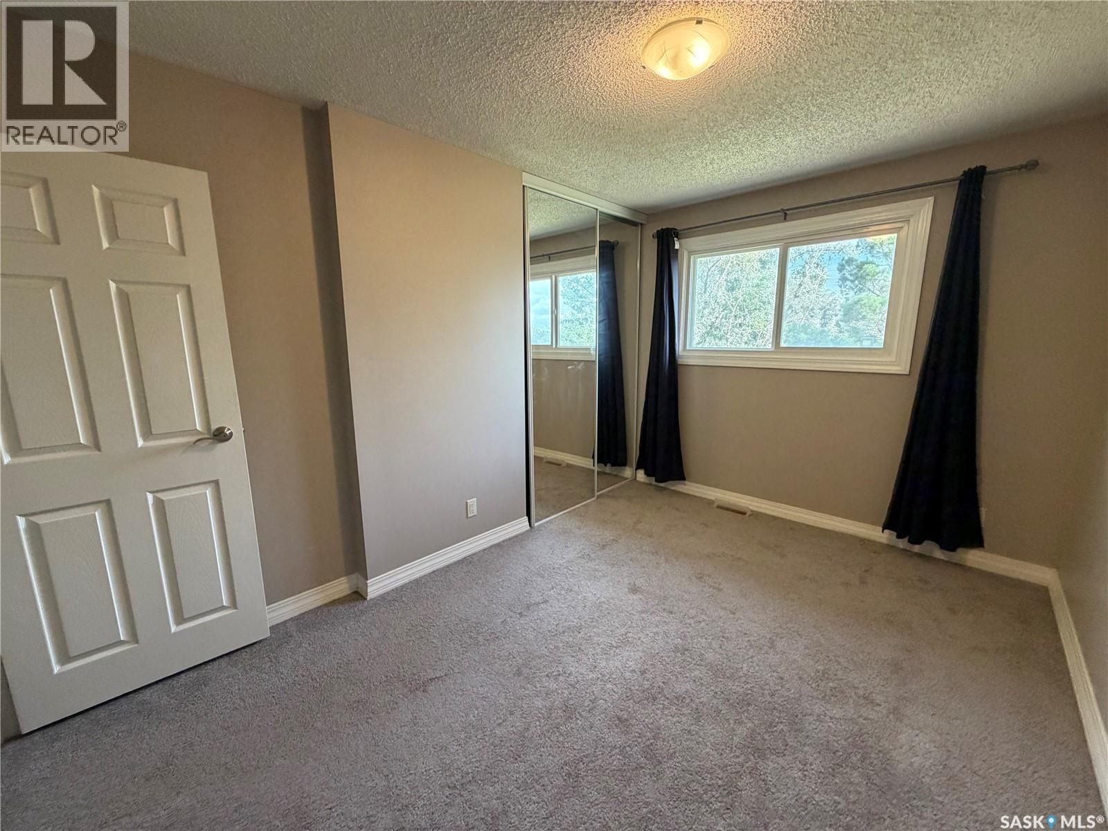 3828 Castle Road, Regina, Saskatchewan  S4S 6M7 - Photo 24 - SK042118