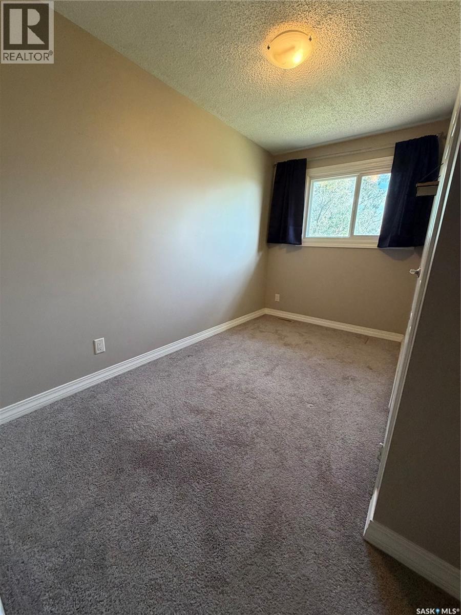 3828 Castle Road, Regina, Saskatchewan  S4S 6M7 - Photo 25 - SK042118