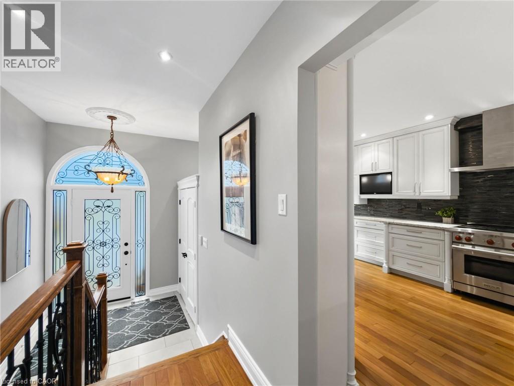 45 Tradewind Drive, Oakville, Ontario  L6L 6K9 - Photo 6 - 40856900