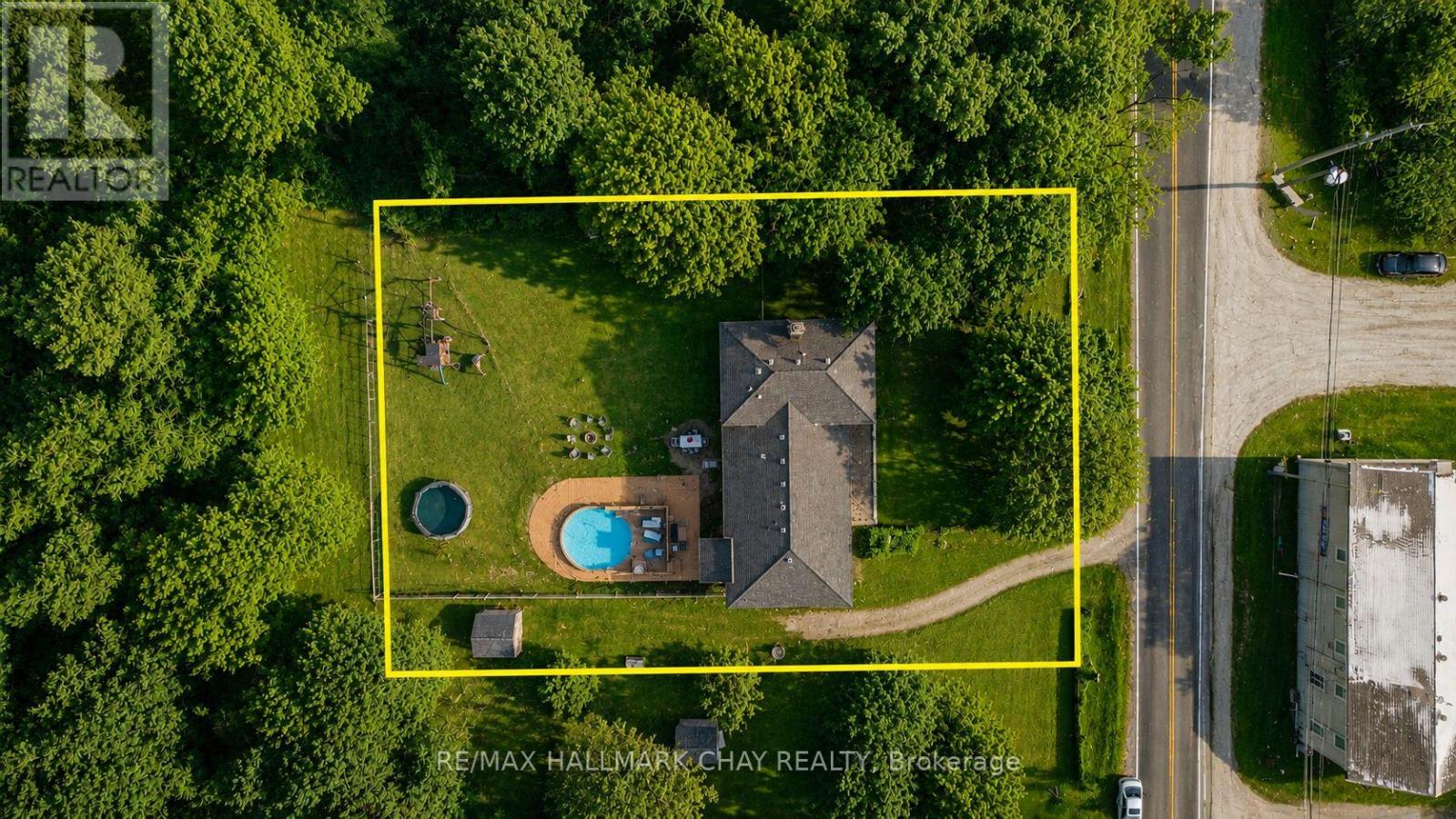 1386 Gilford Road, Innisfil, Ontario  L0L 1R0 - Photo 3 - N13742864