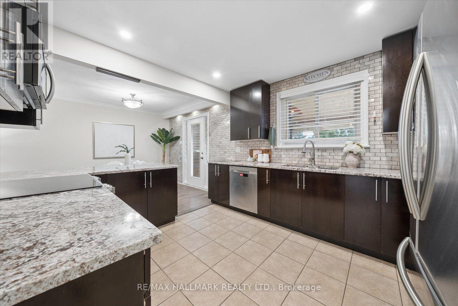 166 James Street, Bradford West Gwillimbury, Ontario  L3Z 1J7 - Photo 16 - N13742874