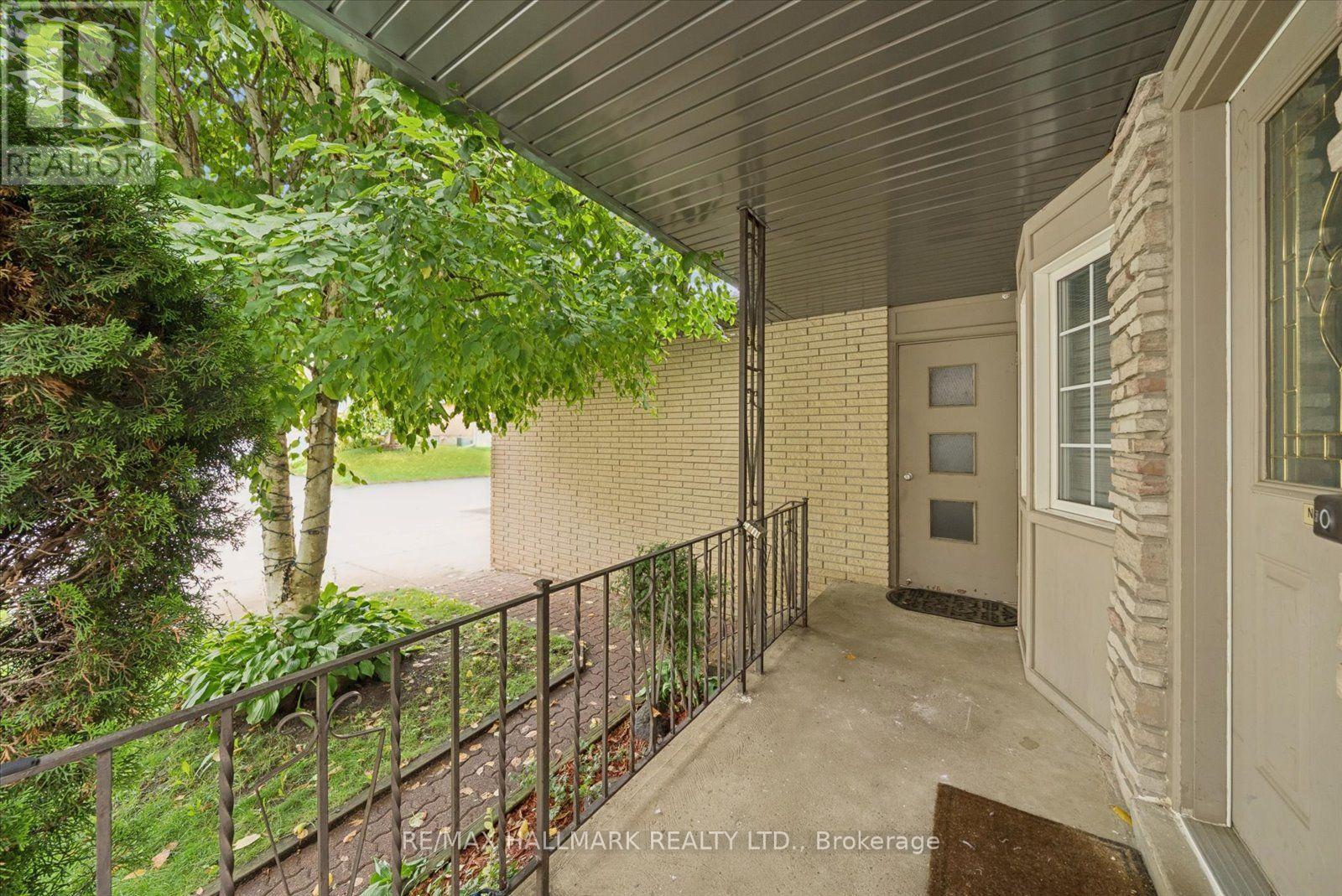 166 James Street, Bradford West Gwillimbury, Ontario  L3Z 1J7 - Photo 4 - N13742874