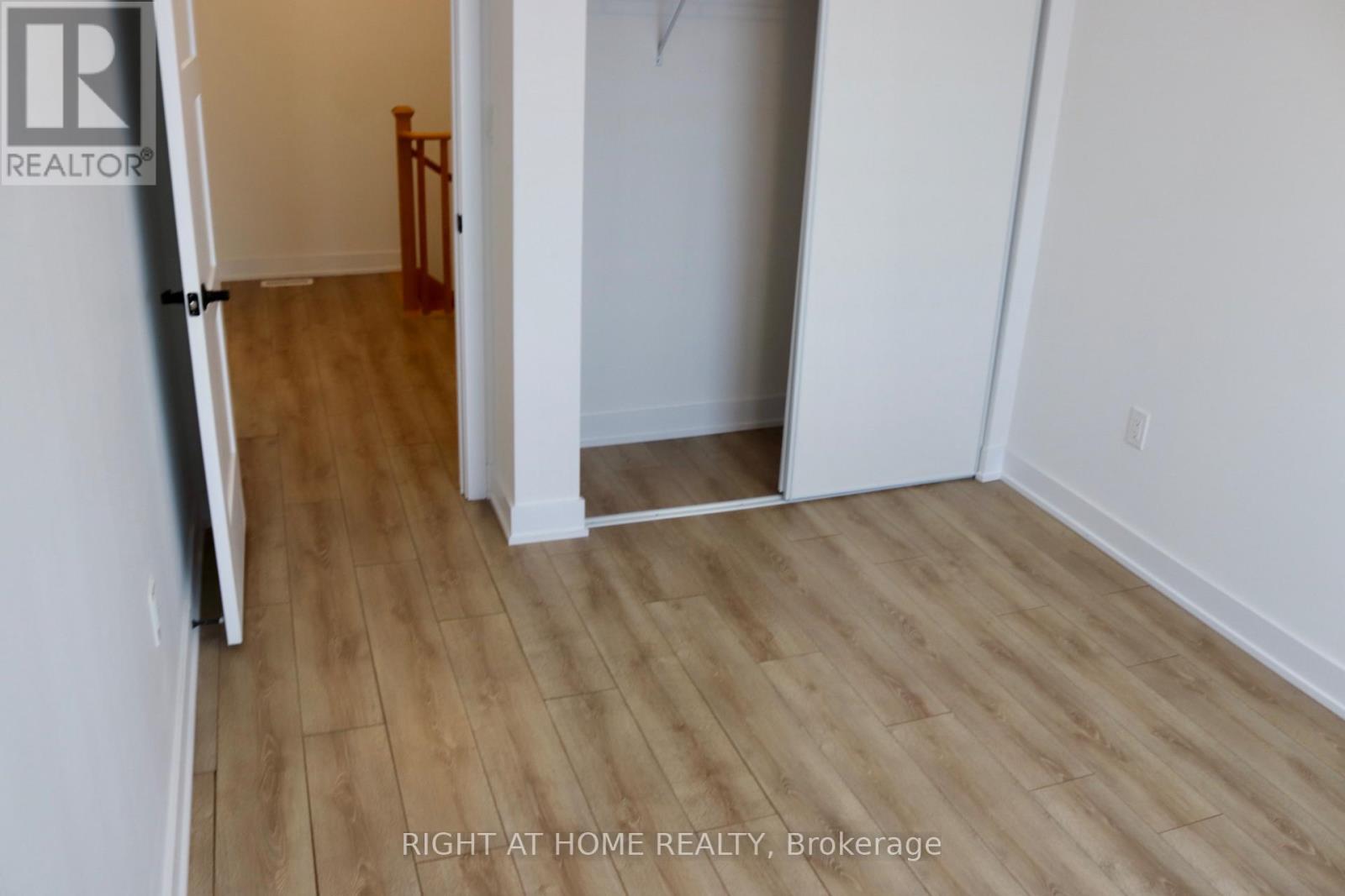 7 Wagon Lane, Barrie, Ontario  L9J 0V4 - Photo 15 - S13742920