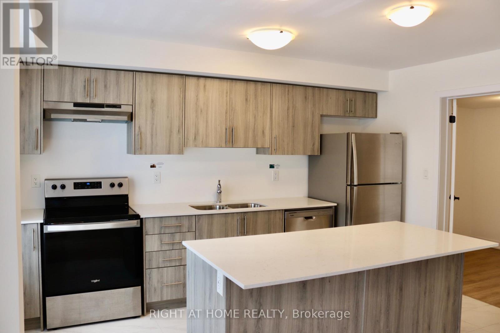 7 Wagon Lane, Barrie, Ontario  L9J 0V4 - Photo 21 - S13742920