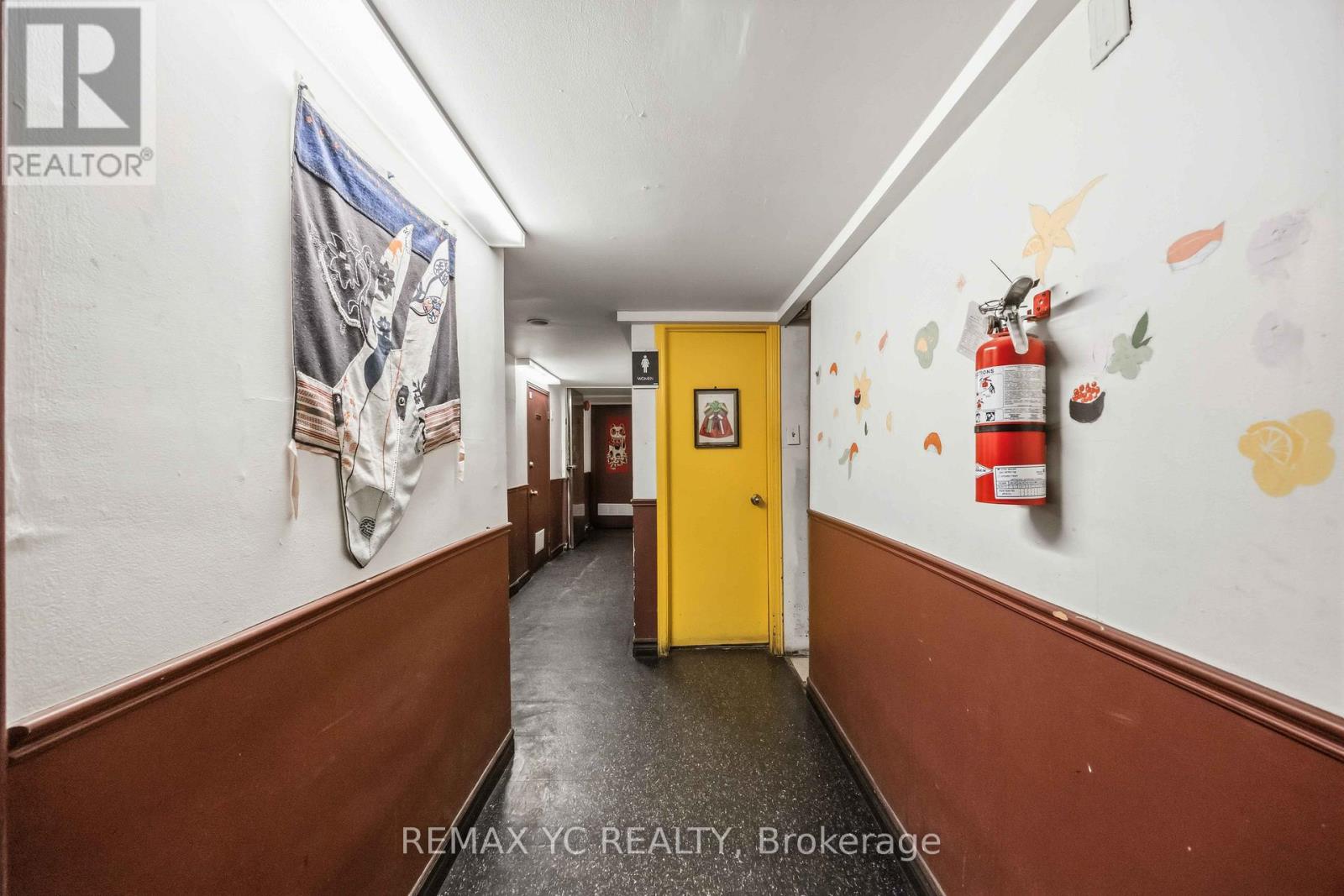 293 Roncesvalles Avenue, Toronto, Ontario  M6R 2M3 - Photo 7 - W13742872