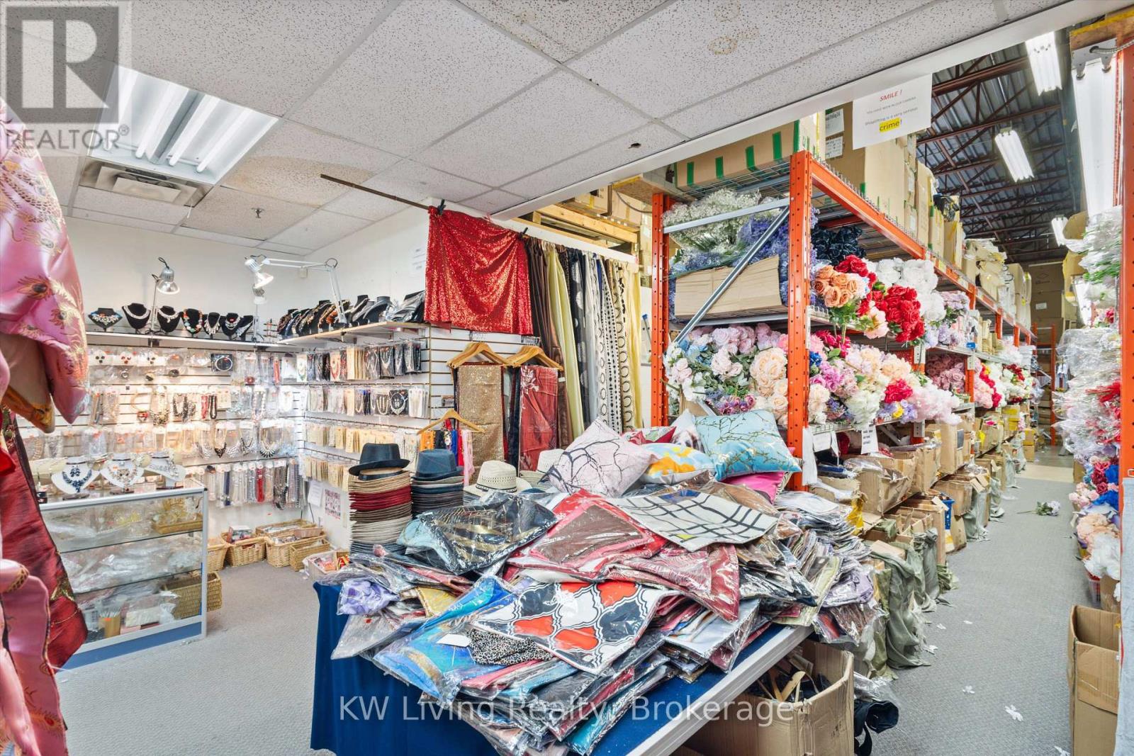 15 & 16 - 975 Pacific Gate, Mississauga, Ontario  L5T 1Y1 - Photo 14 - W13742938
