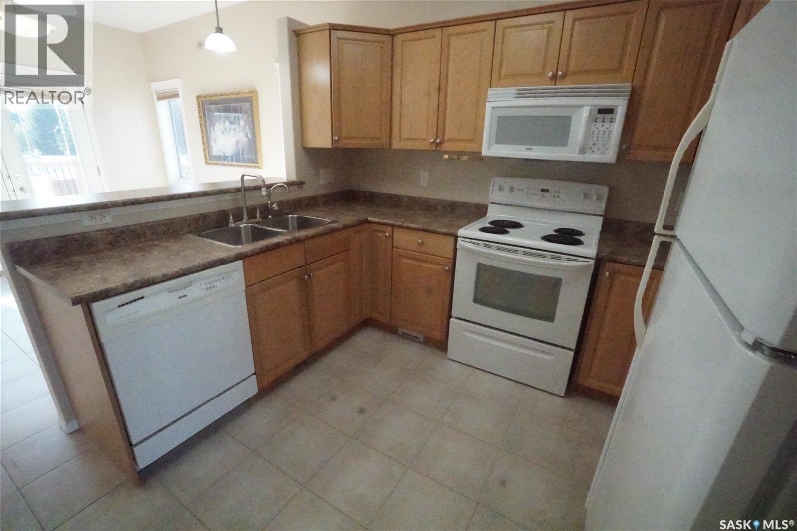4606 Juniper Drive, Regina, Saskatchewan  S4X 4R6 - Photo 10 - SK047412