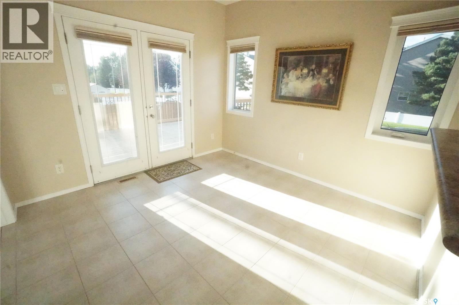 4606 Juniper Drive, Regina, Saskatchewan  S4X 4R6 - Photo 14 - SK047412