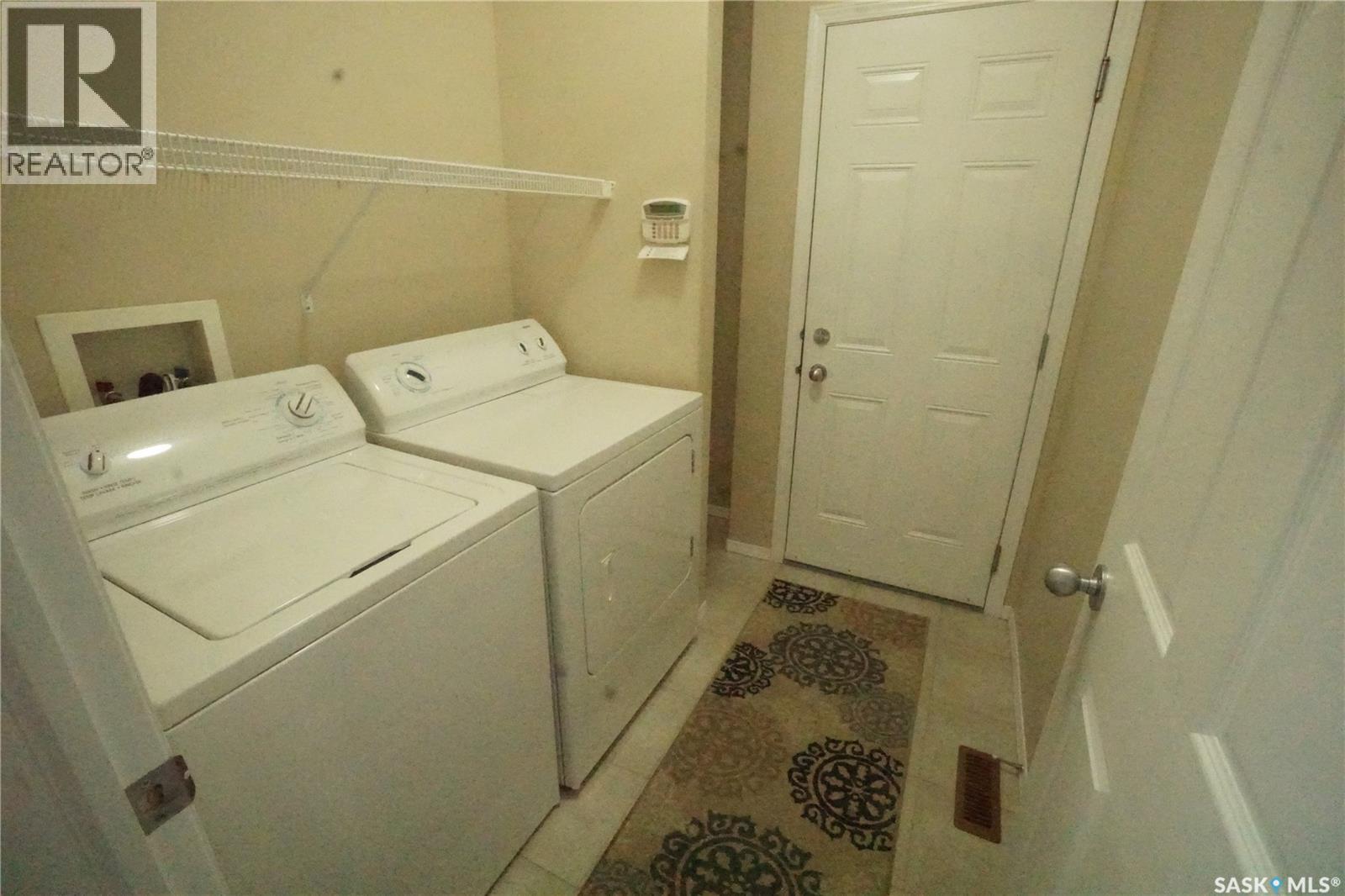 4606 Juniper Drive, Regina, Saskatchewan  S4X 4R6 - Photo 28 - SK047412