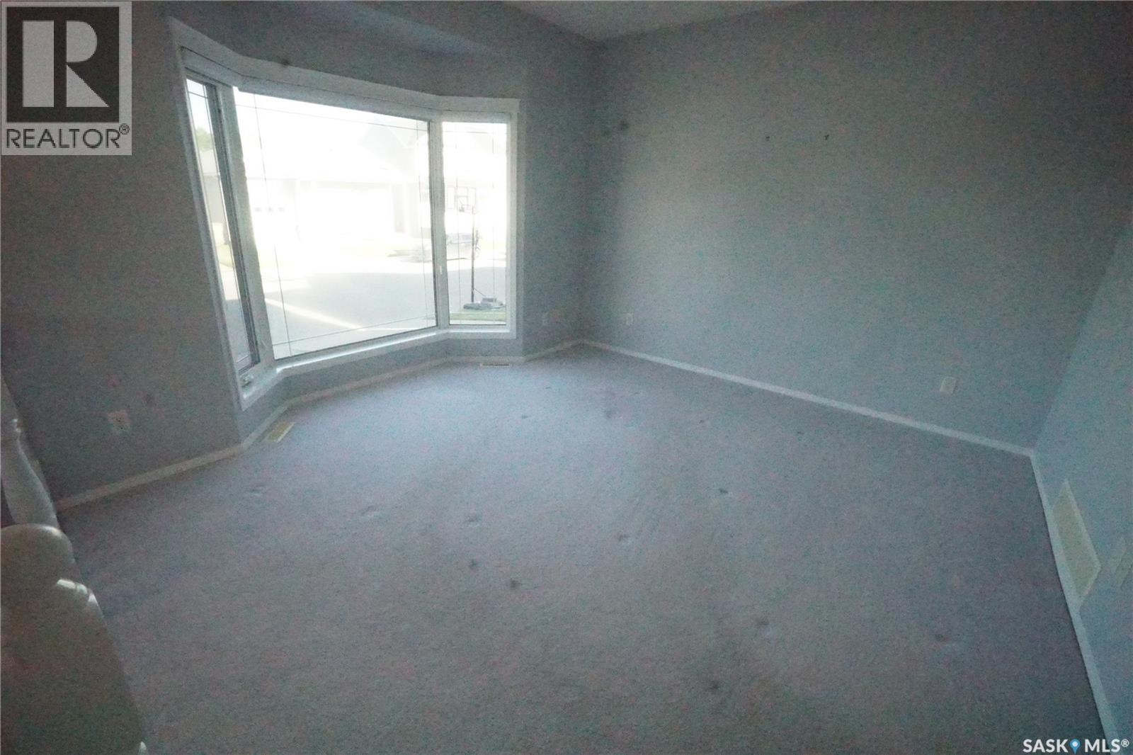 4606 Juniper Drive, Regina, Saskatchewan  S4X 4R6 - Photo 5 - SK047412