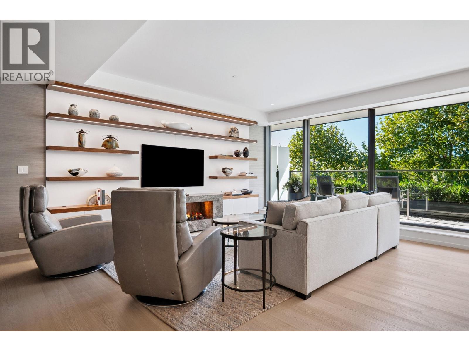 209 1355 Bellevue Avenue, West Vancouver, British Columbia  V7T 0B4 - Photo 13 - R3161329