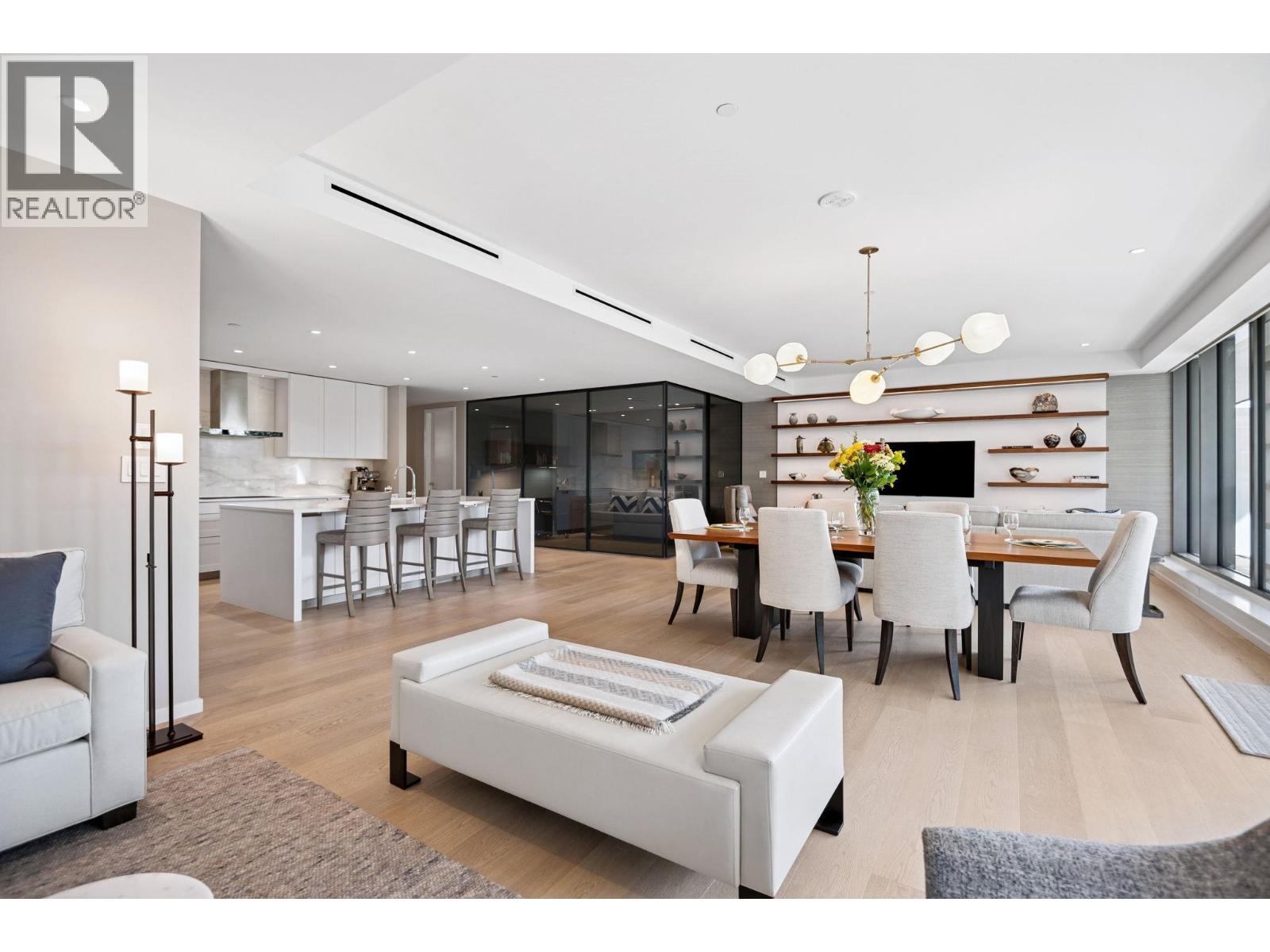 209 1355 Bellevue Avenue, West Vancouver, British Columbia  V7T 0B4 - Photo 8 - R3161329