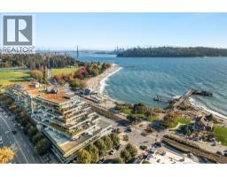209 1355 BELLEVUE AVENUE, West Vancouver, British Columbia