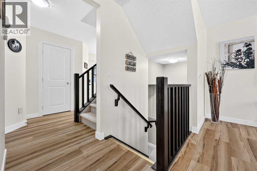 74 Heritage Landing, Cochrane, Alberta  T4C 0E3 - Photo 19 - A2342084