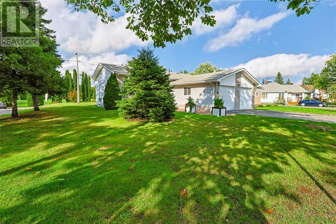 18 Lindsley Street, Falconbridge, Ontario  P0M 1S0 - Photo 16 - 2130099