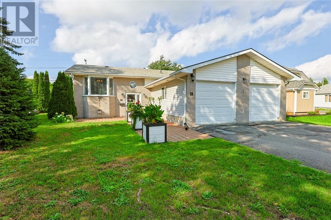 18 Lindsley Street, Falconbridge, Ontario  P0M 1S0 - Photo 2 - 2130099
