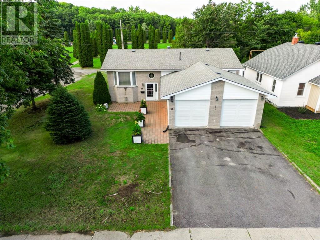18 Lindsley Street, Falconbridge, Ontario  P0M 1S0 - Photo 3 - 2130099