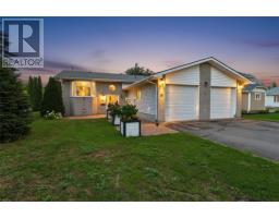 18 Lindsley Street, Falconbridge, Ontario