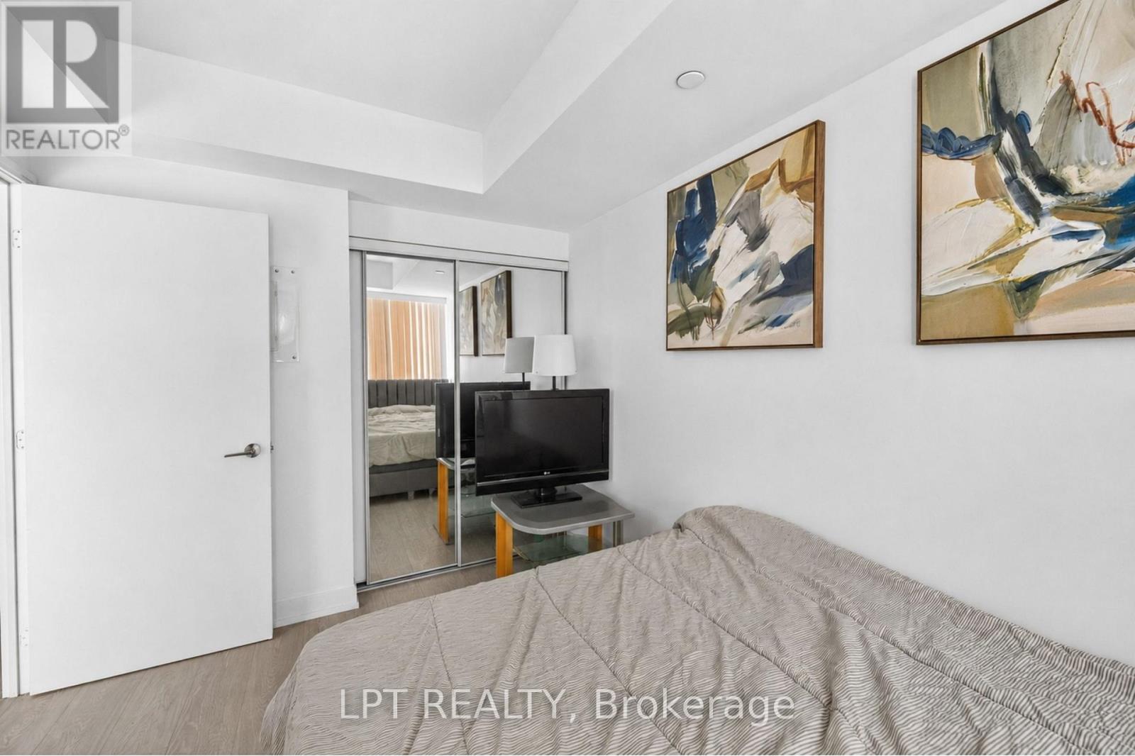 807 - 181 Dundas Street E, Toronto, Ontario  M5A 0N5 - Photo 15 - C13704510