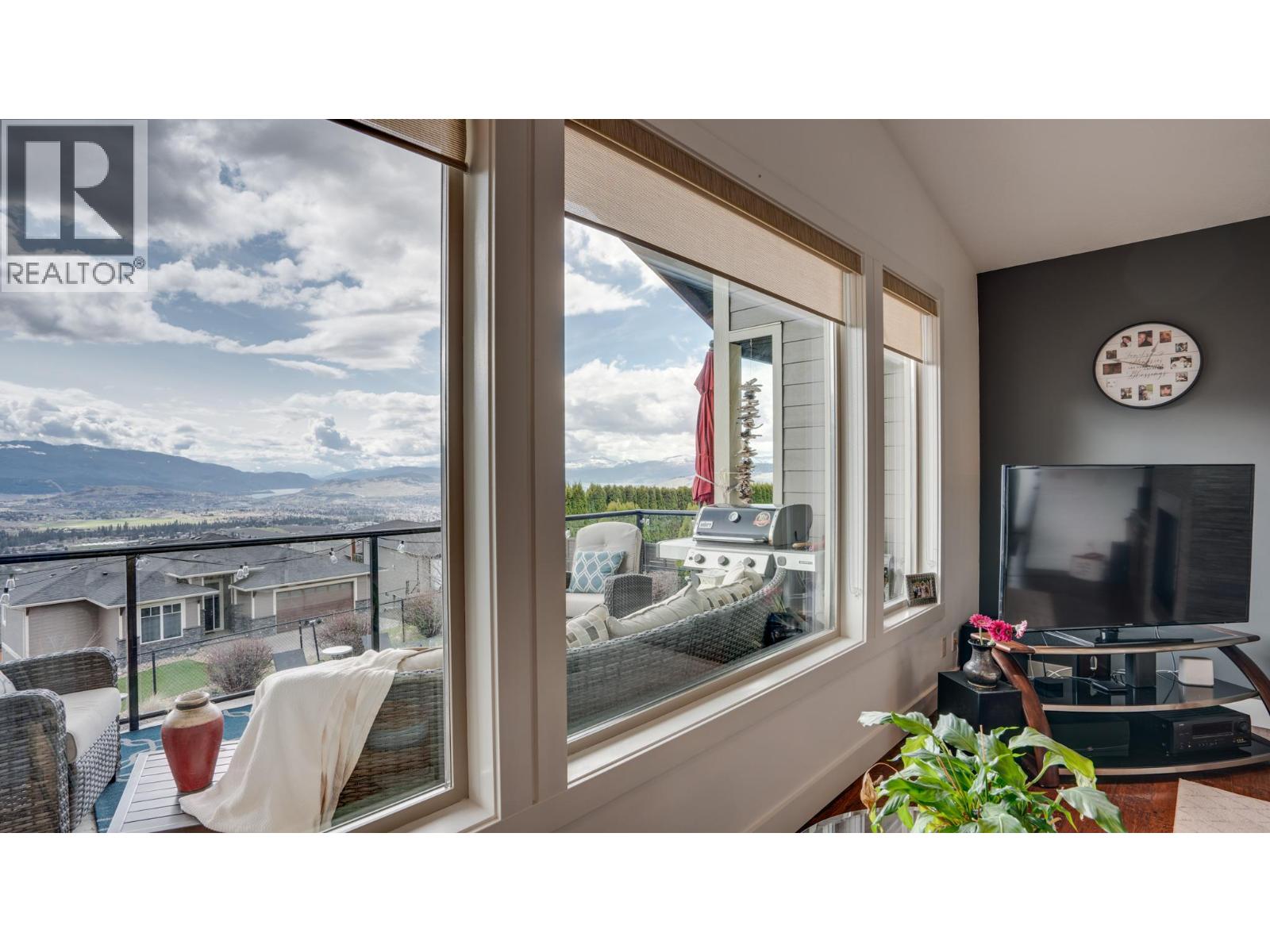 7193 Apex Drive, Vernon, British Columbia  V1B 4E4 - Photo 13 - 10399724