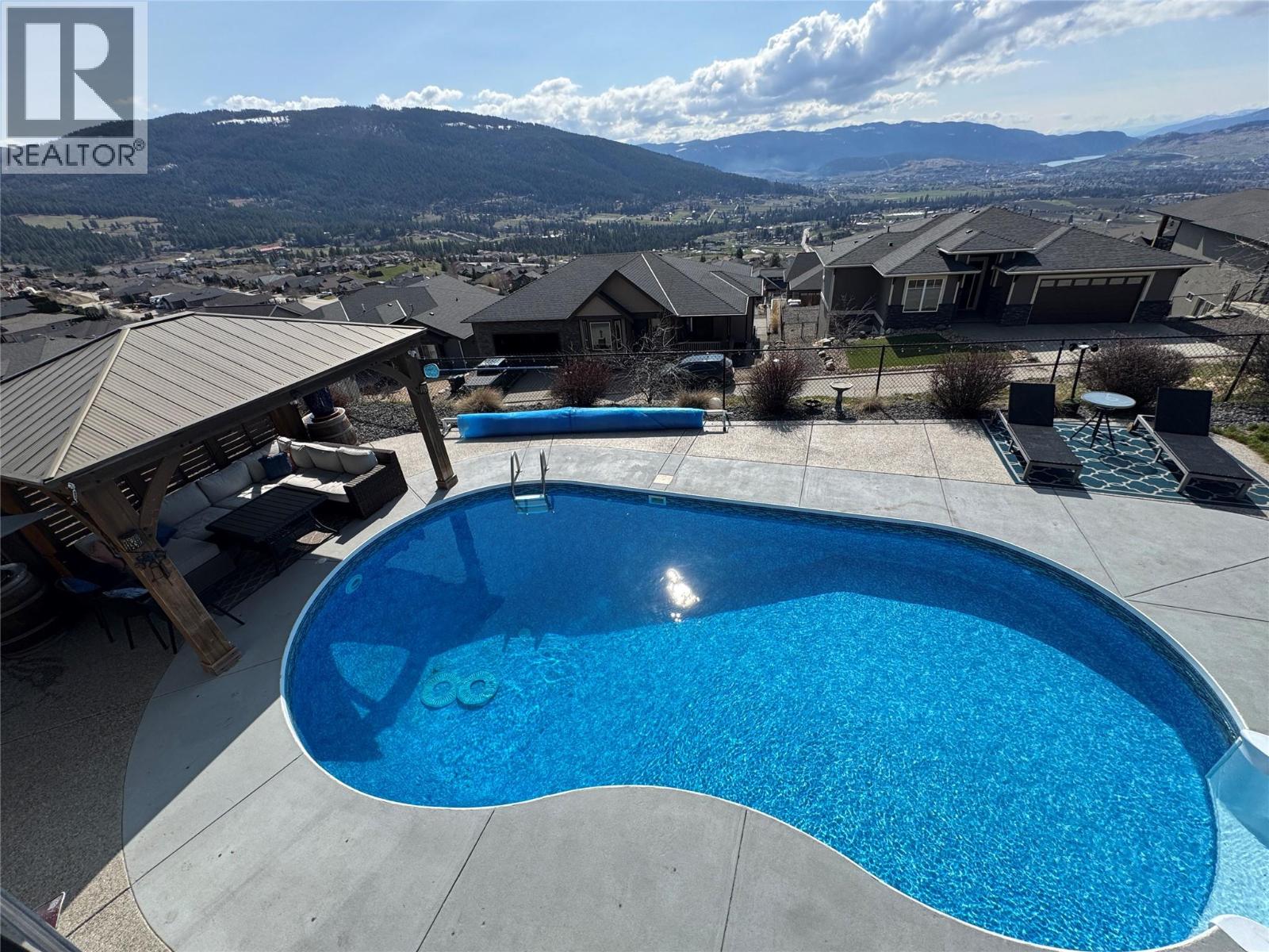 7193 Apex Drive, Vernon, British Columbia  V1B 4E4 - Photo 4 - 10399724