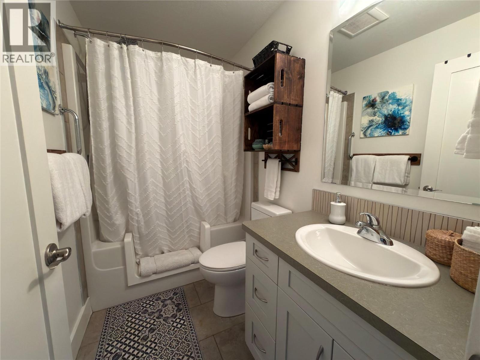 7193 Apex Drive, Vernon, British Columbia  V1B 4E4 - Photo 46 - 10399724