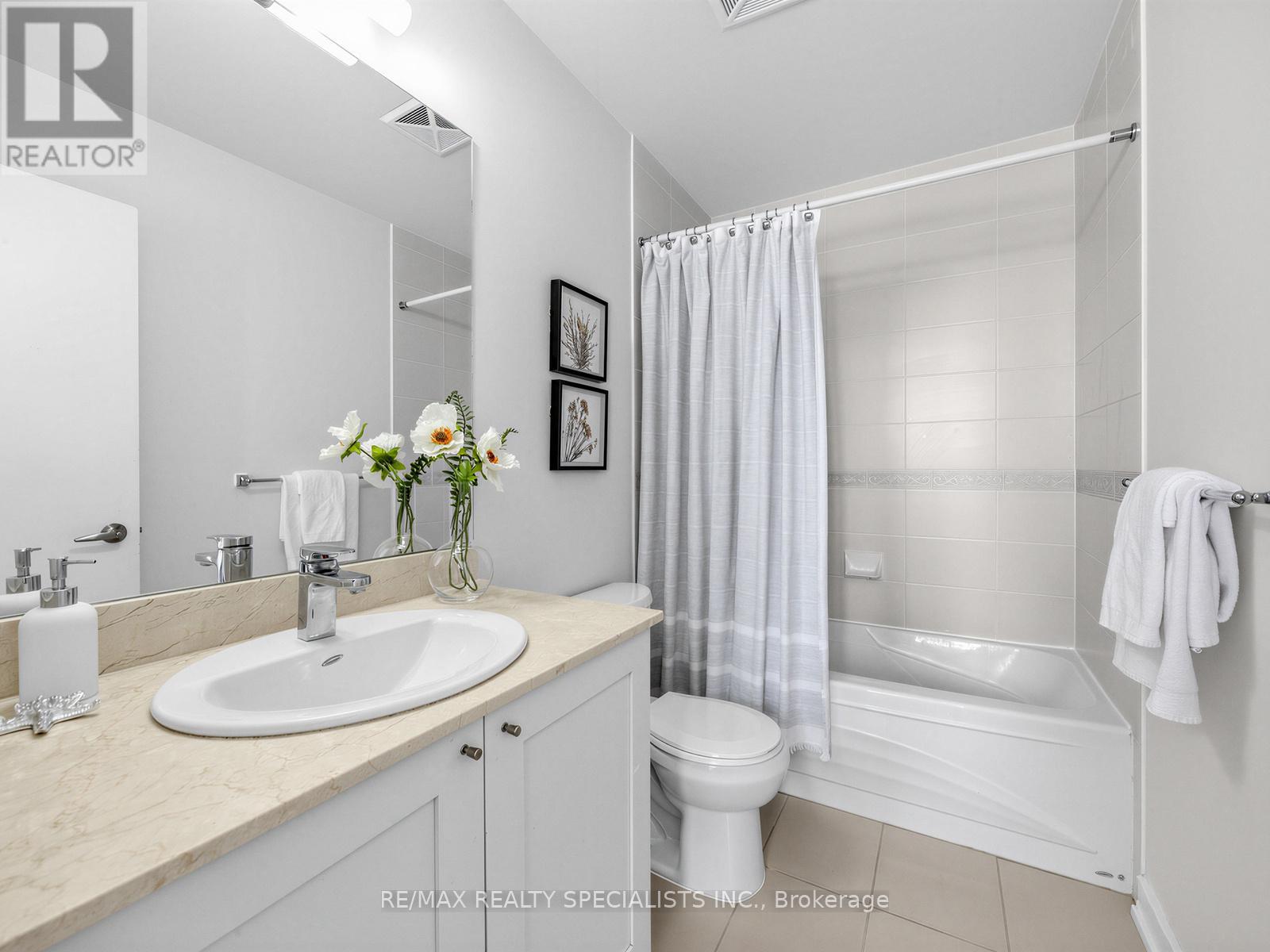 1507 - 4070 Confederation Parkway, Mississauga, Ontario L5B 0E9 - Photo 13 - W13045668