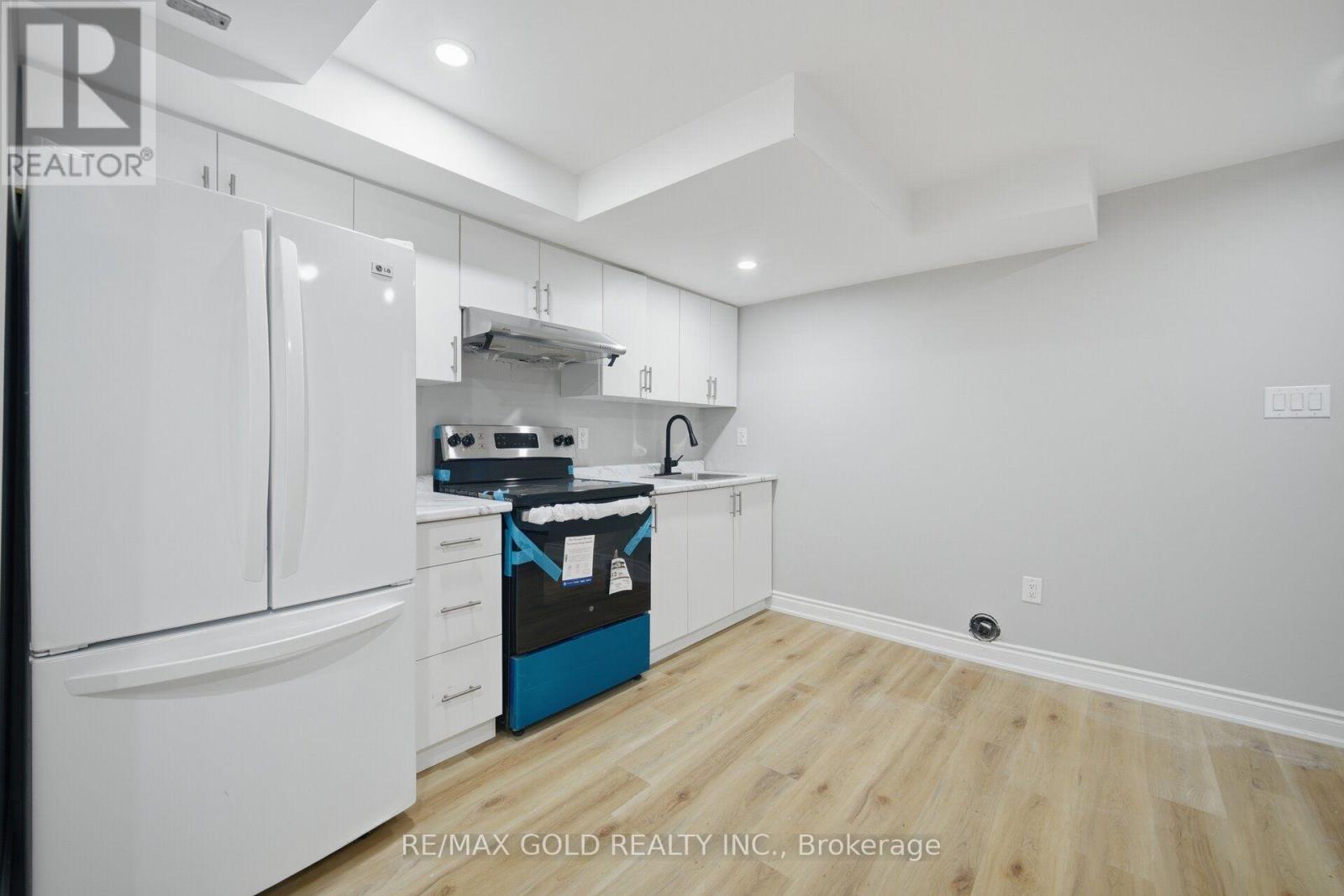 29 Fern Valley Crescent, Brampton, Ontario L6R 1K7 - Photo 36 - W13738836