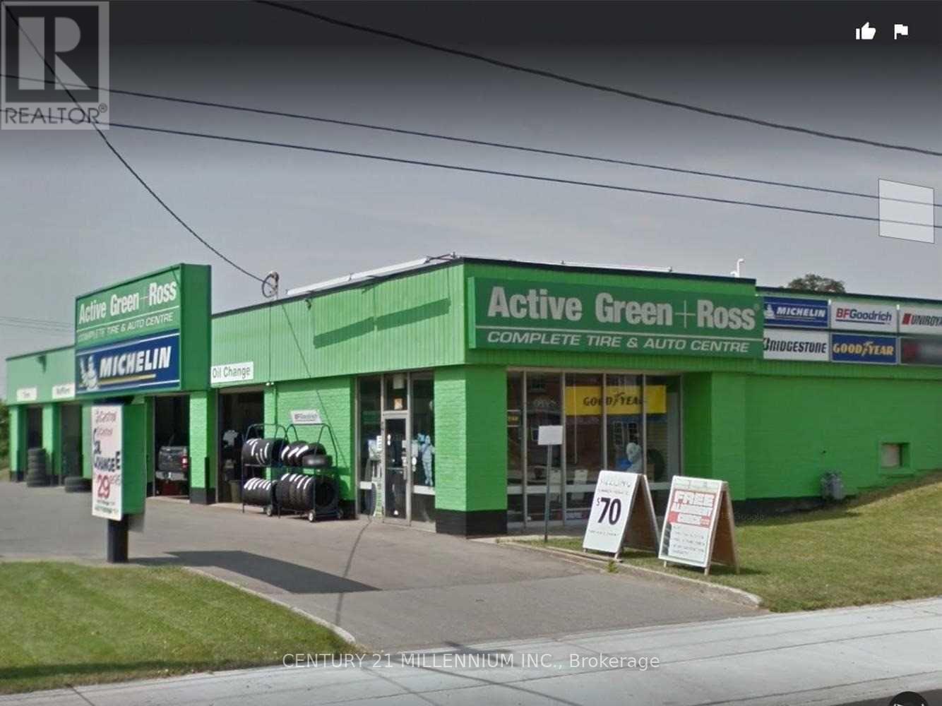 1227 KING STREET E, Kitchener, Ontario