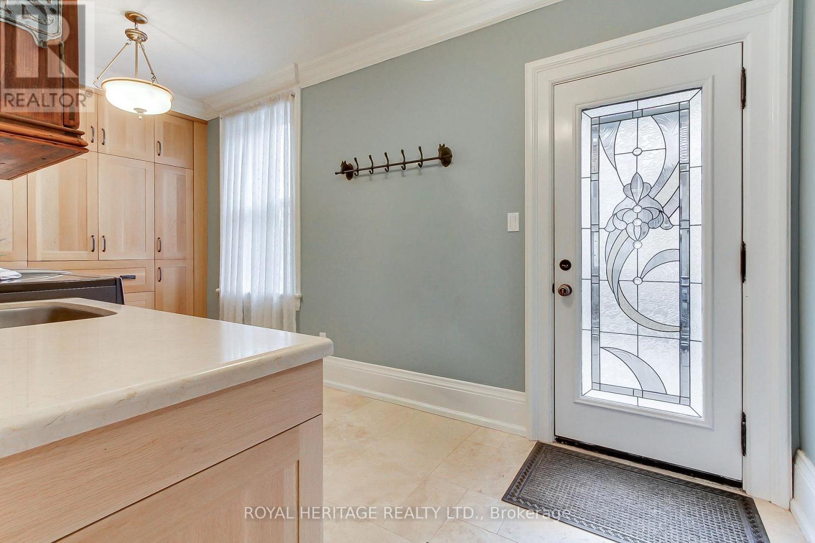 49 John Street E, Bradford West Gwillimbury, Ontario L3Z 1G3 - Photo 23 - N12952830