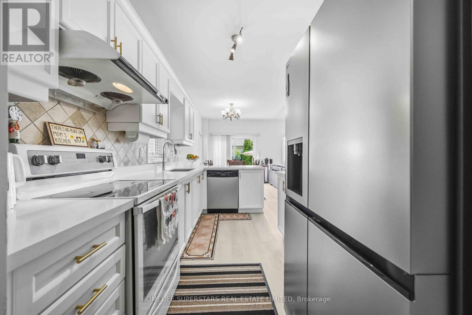 76 Riverlands Avenue, Markham, Ontario  L6B 1B6 - Photo 13 - N13645754