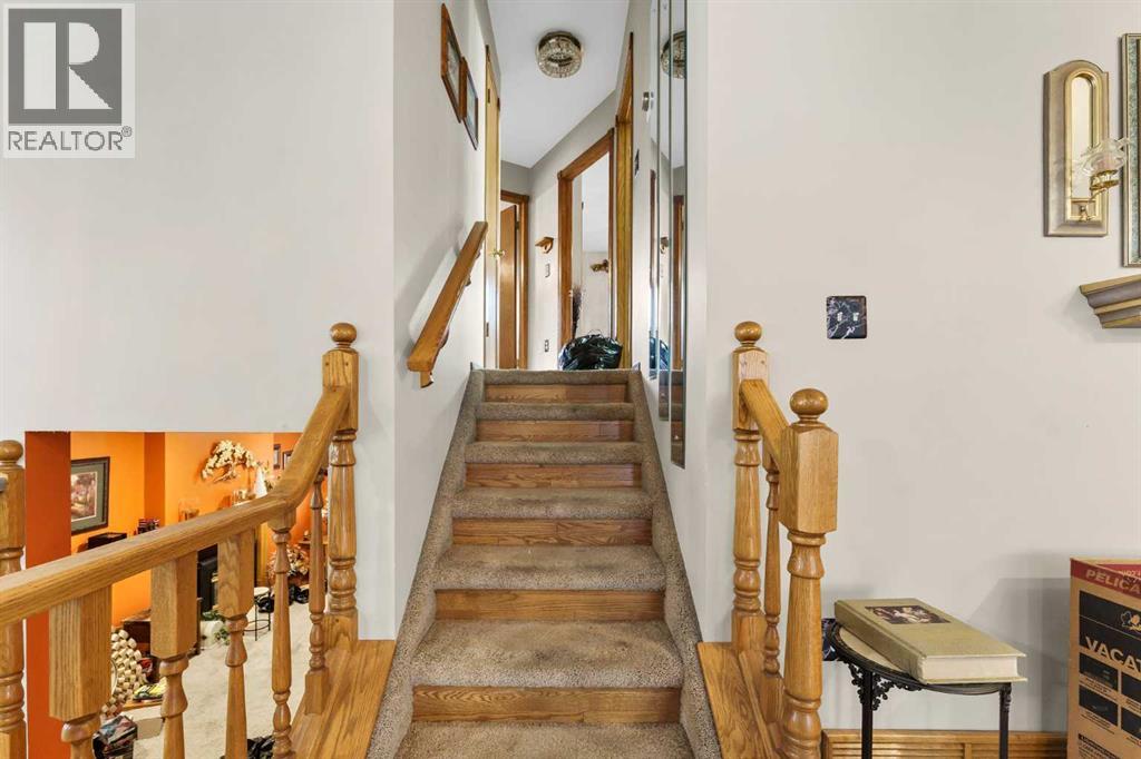 10 Redwood Place Se, Medicine Hat, Alberta  T1B 4A1 - Photo 8 - A2342233
