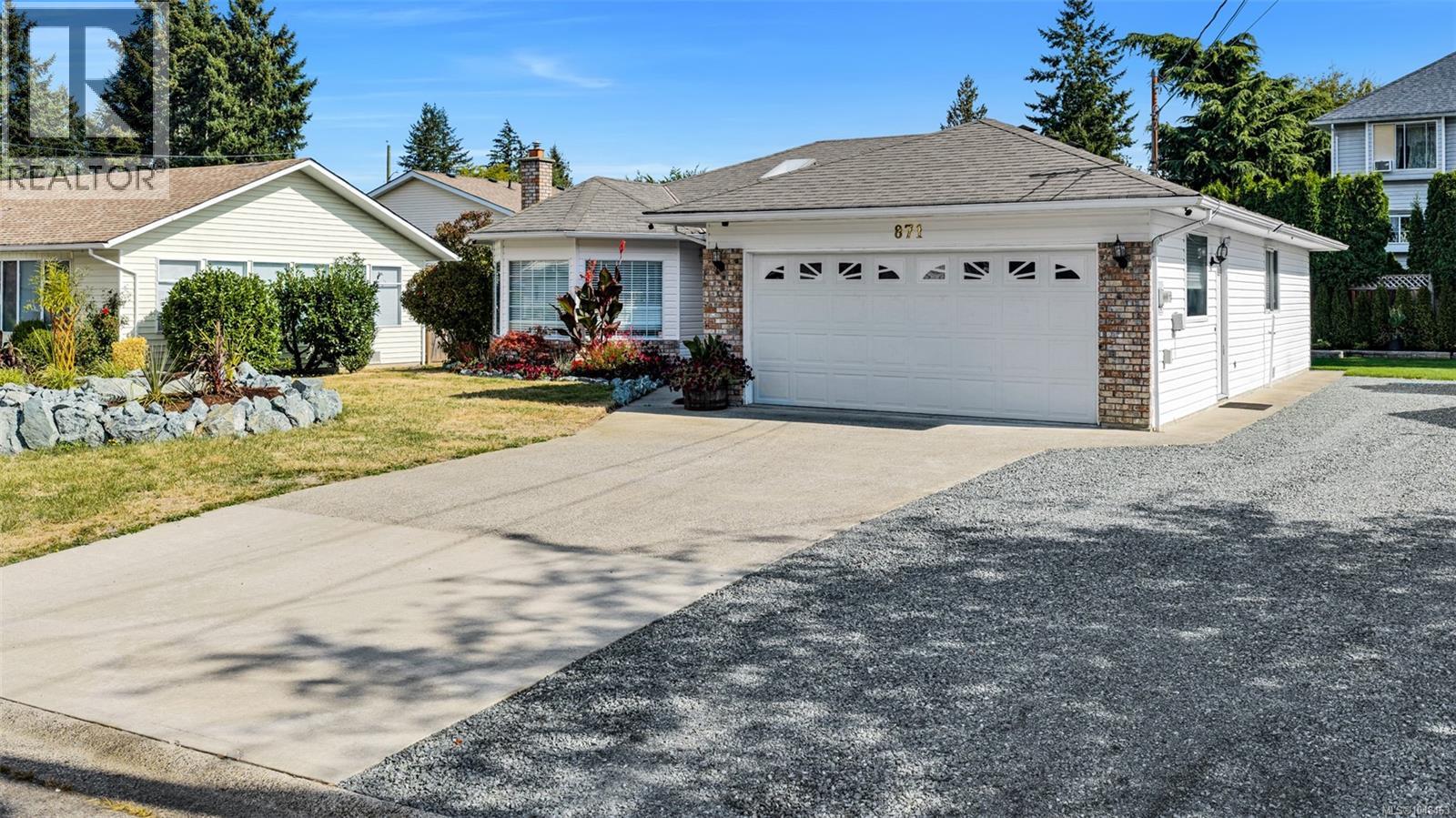 871 Colonia Dr, Ladysmith, British Columbia  V9G 1N5 - Photo 2 - 1048463