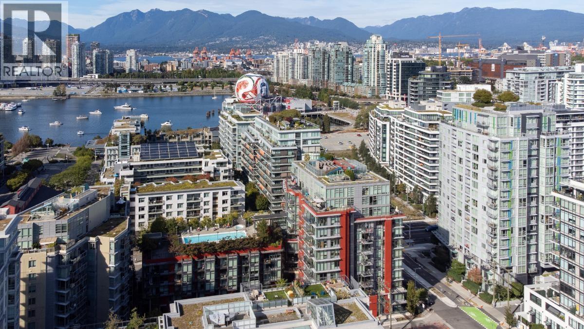 906 38 W 1st Avenue, Vancouver, British Columbia  V5Y 0K3 - Photo 3 - R3161229