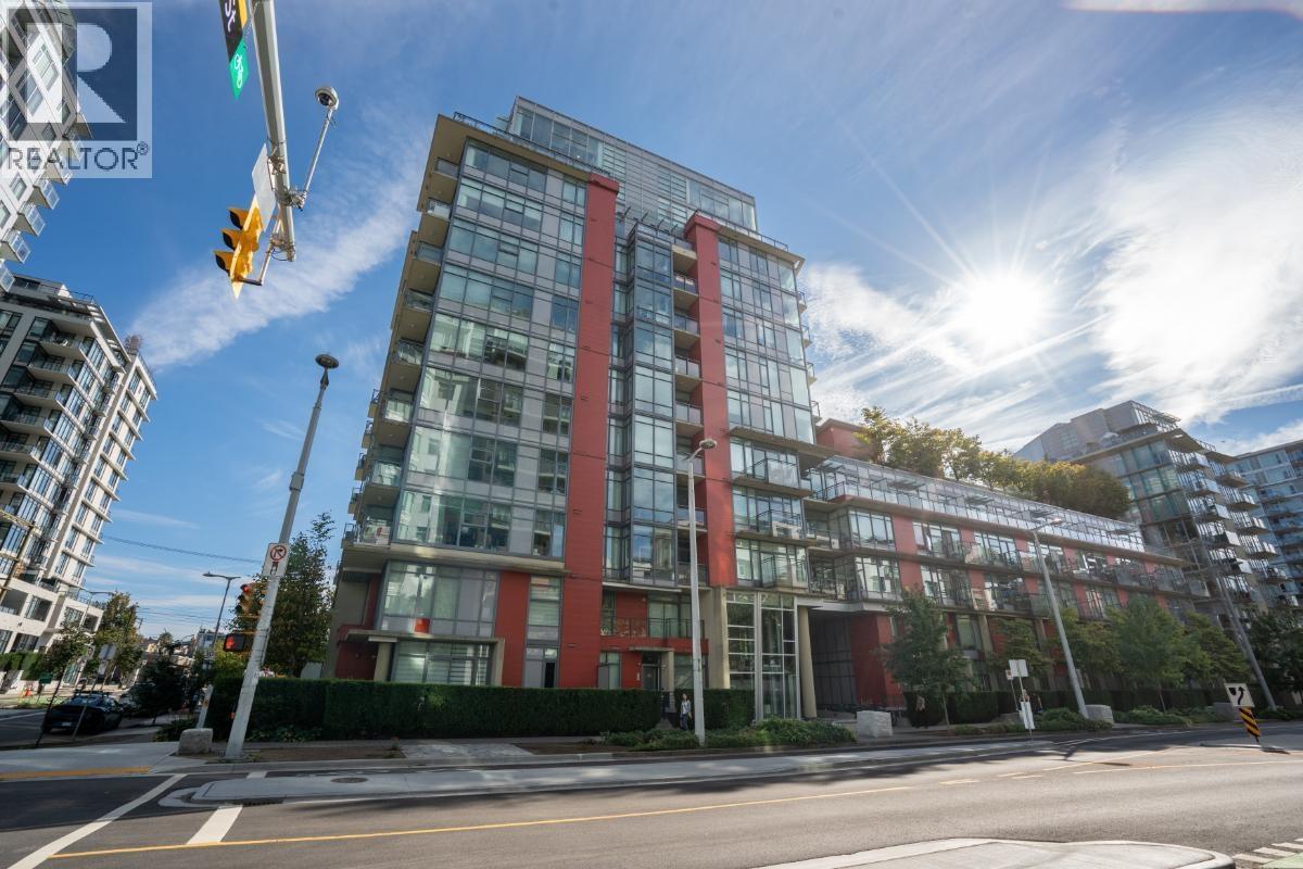 906 38 W 1st Avenue, Vancouver, British Columbia  V5Y 0K3 - Photo 1 - R3161229