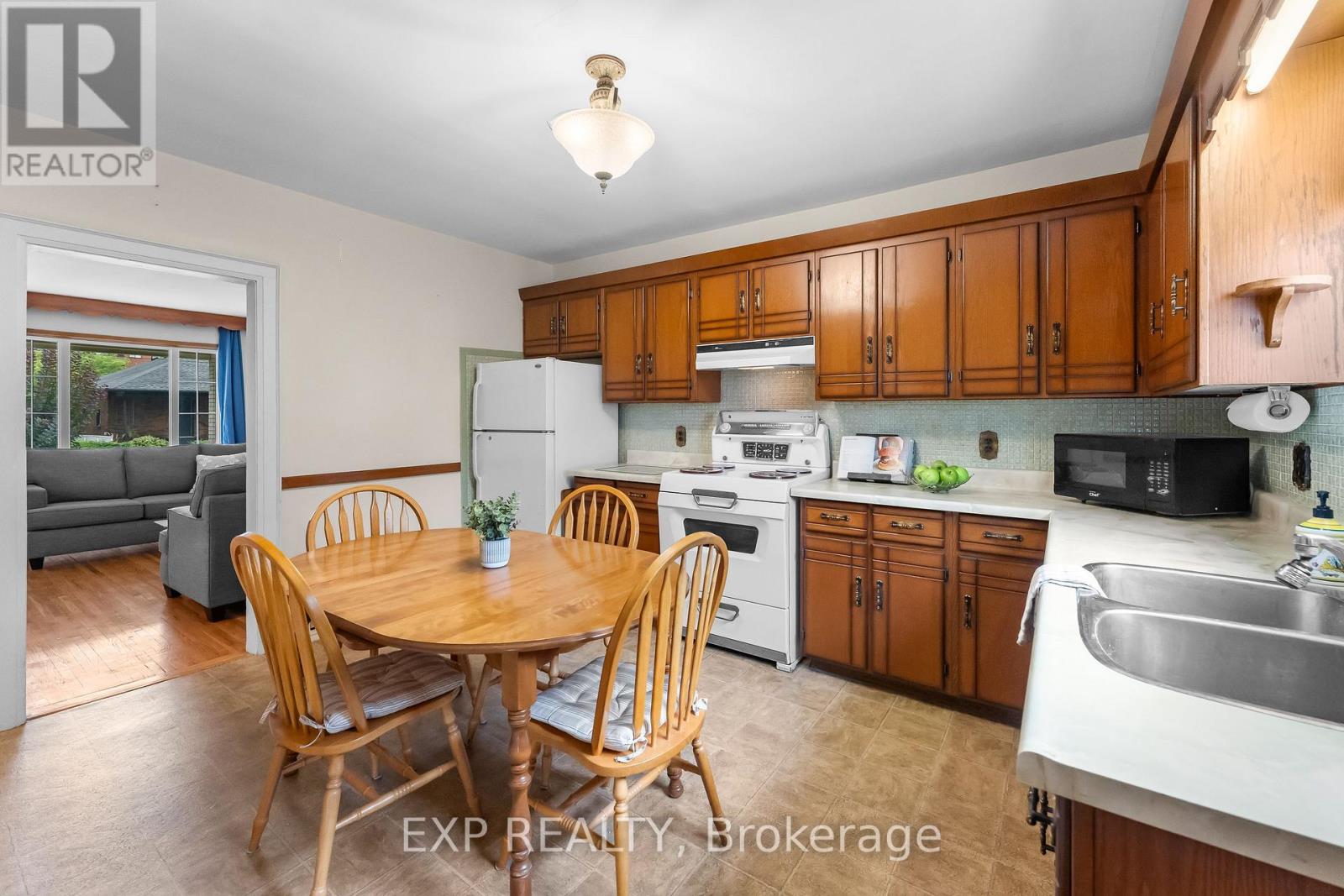 3945 St Peter Avenue, Niagara Falls, Ontario  L2J 2N9 - Photo 10 - X13742988