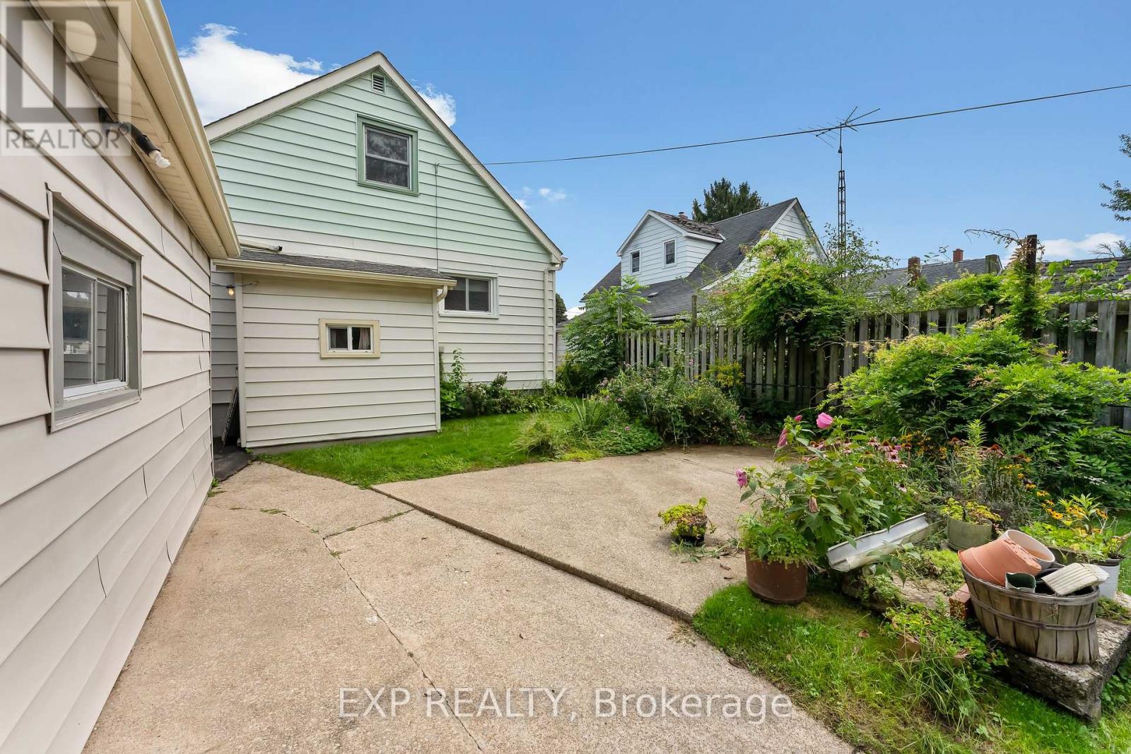 3945 St Peter Avenue, Niagara Falls, Ontario  L2J 2N9 - Photo 33 - X13742988