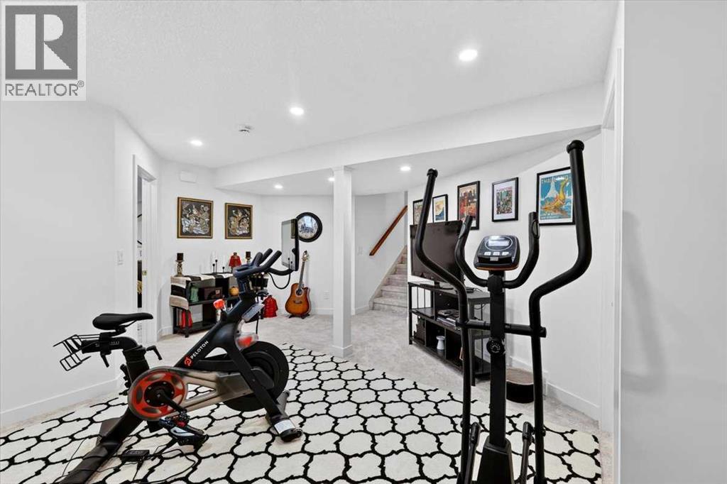 10403 Maplemont Road SW, Calgary, Alberta  T2J 1W3 - Photo 34 - A2341917