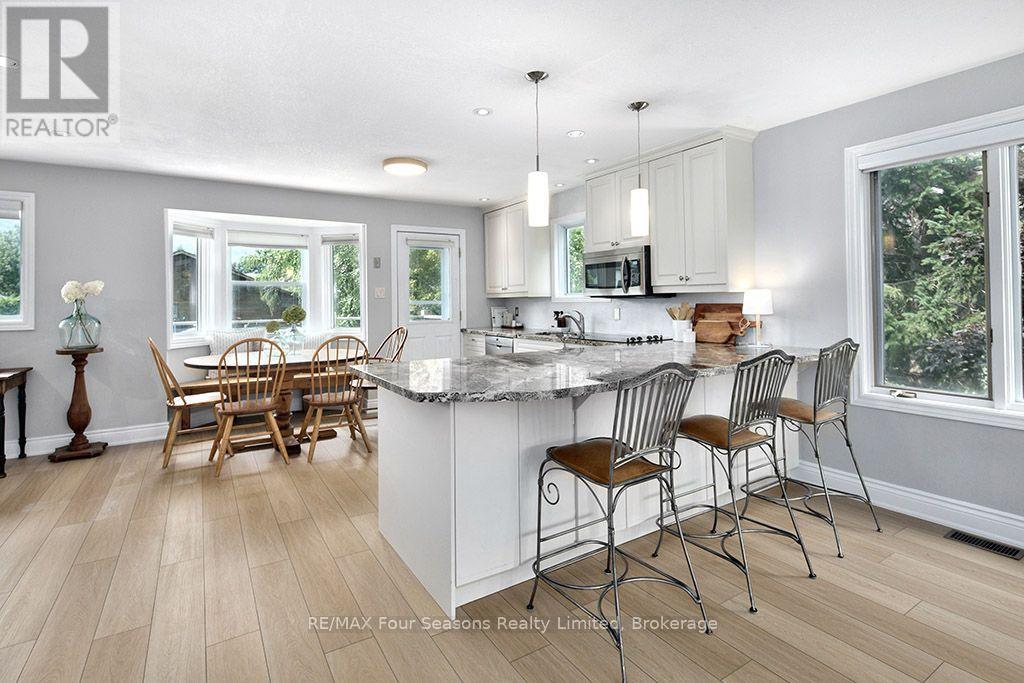 104 Laurie's Court, Blue Mountains, Ontario  L9Y 0L4 - Photo 15 - X13742952