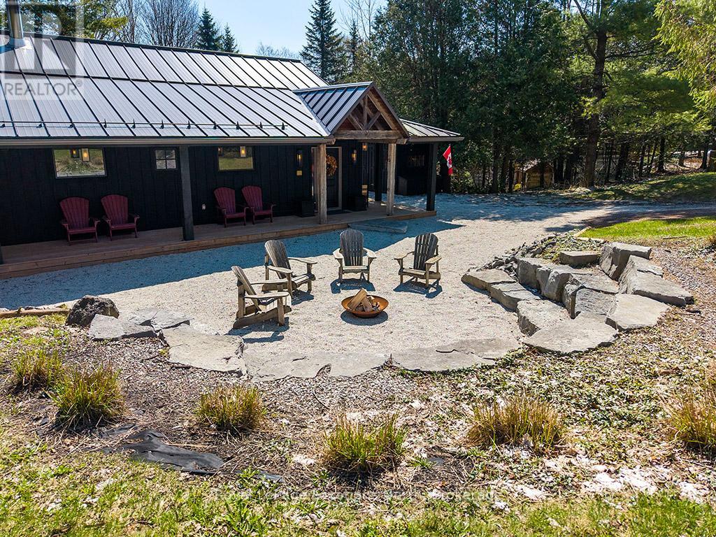 105 Wodehouse Court, Grey Highlands, Ontario  N0C 1G0 - Photo 2 - X13743060