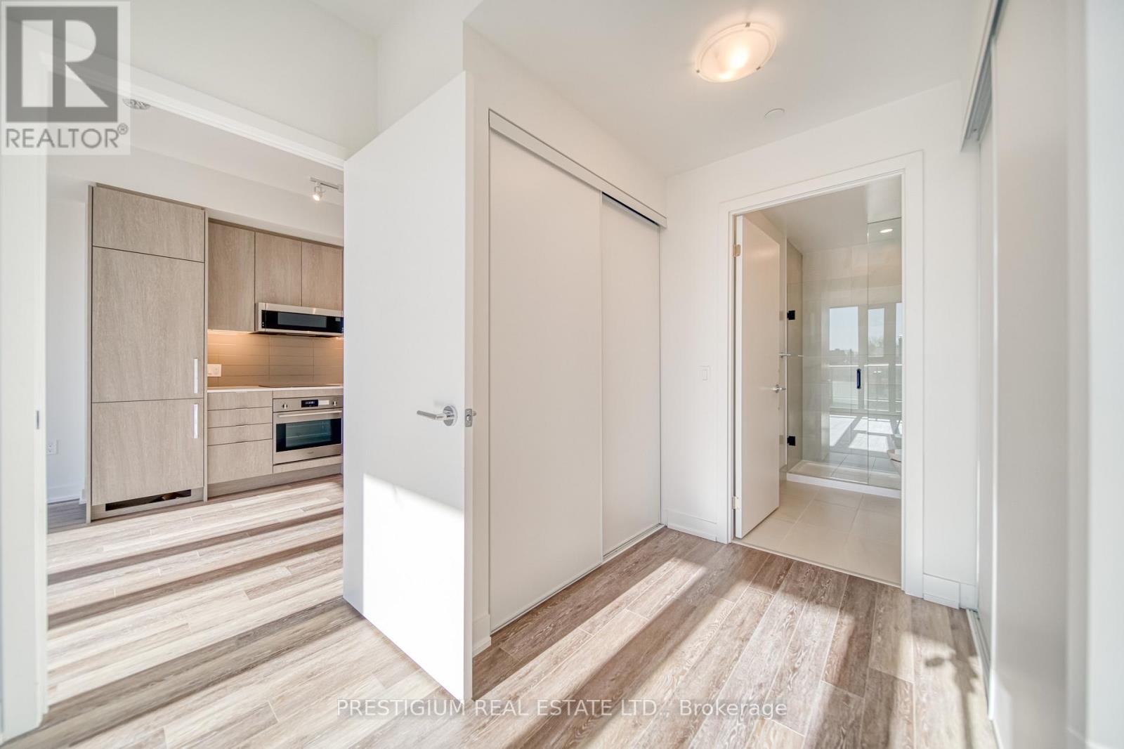 213 - 250 Lawrence Avenue W, Toronto, Ontario  M5M 1B2 - Photo 14 - C13742982