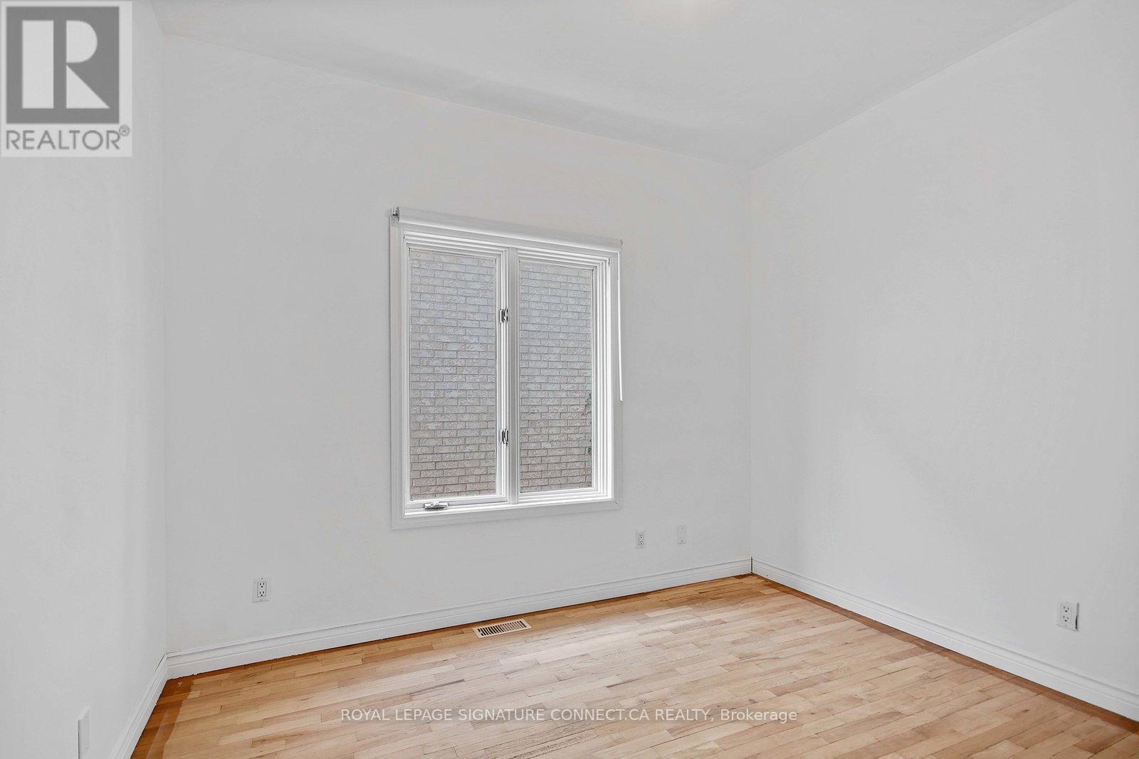Main - 19 Mitchell Avenue, Toronto, Ontario  M6J 1C1 - Photo 11 - C13742992