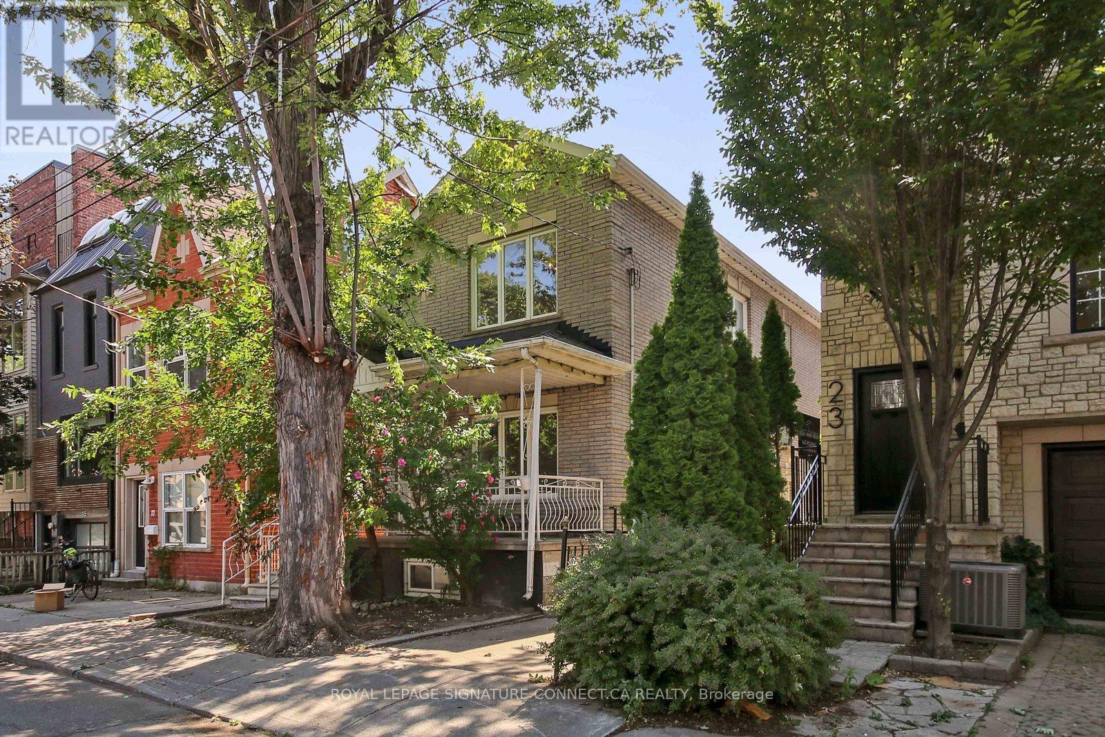 Main - 19 Mitchell Avenue, Toronto, Ontario  M6J 1C1 - Photo 20 - C13742992