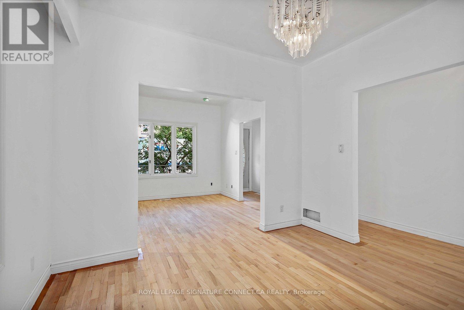 Main - 19 Mitchell Avenue, Toronto, Ontario  M6J 1C1 - Photo 8 - C13742992