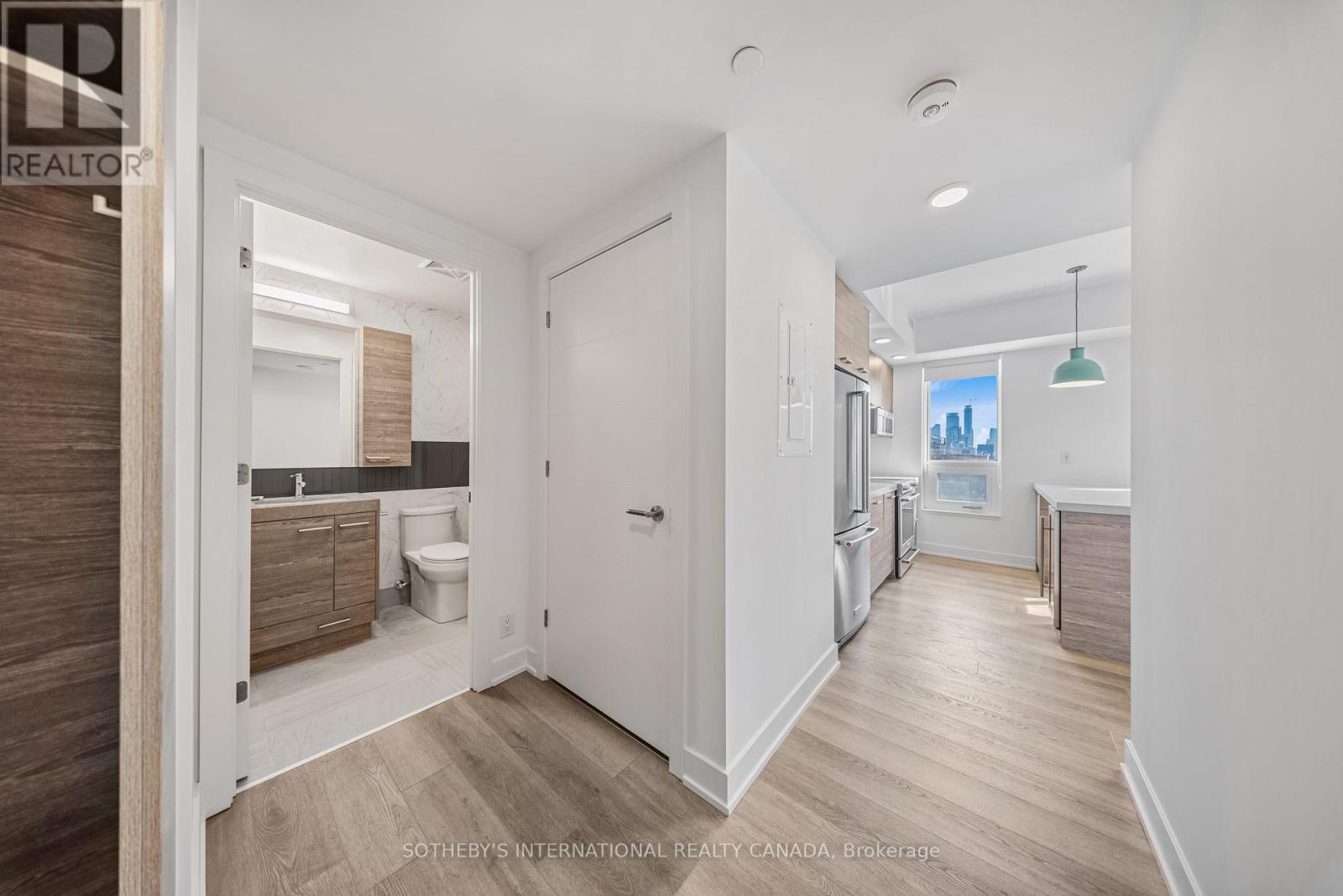 208 - 484 Spadina Avenue, Toronto, Ontario M5S 0E4 - Photo 3 - C13742998