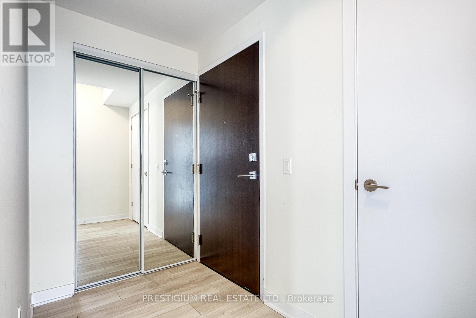4809 - 2221 Yonge Street, Toronto, Ontario  M4S 2B4 - Photo 2 - C13743034