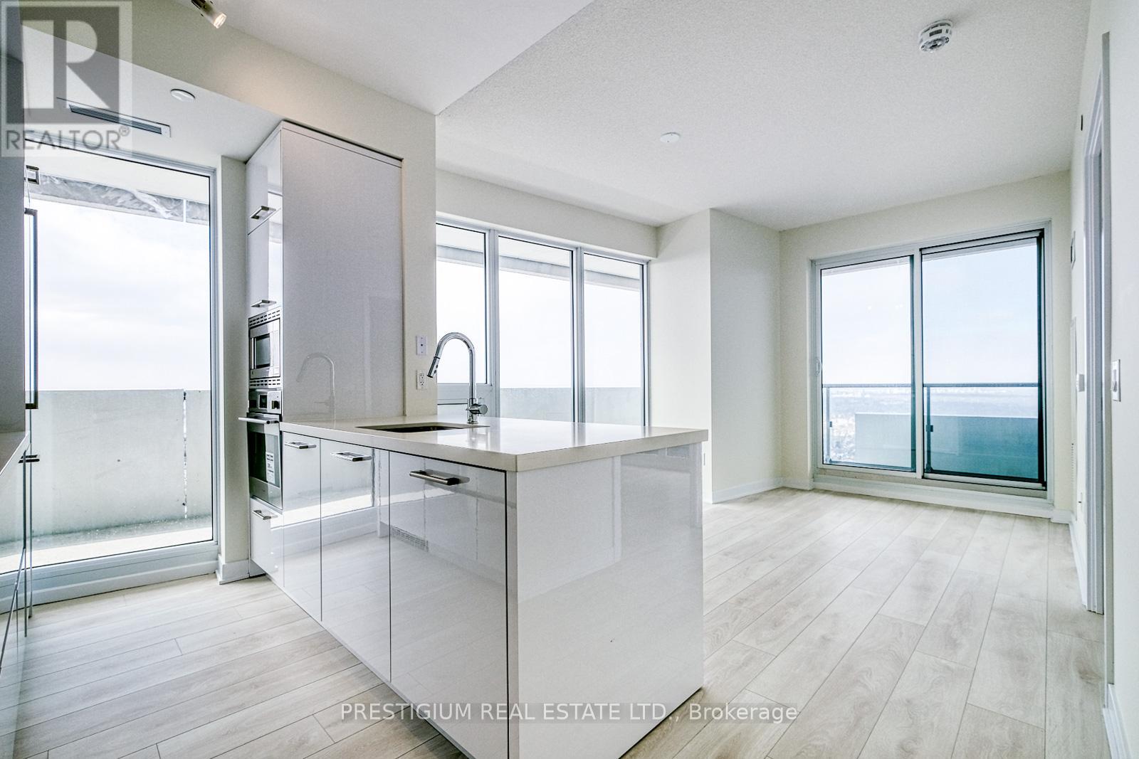 4809 - 2221 Yonge Street, Toronto, Ontario  M4S 2B4 - Photo 3 - C13743034