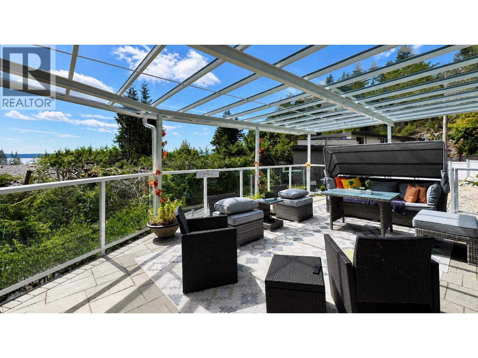 4785 Estevan Place, West Vancouver, British Columbia  V7W 1H1 - Photo 25 - R3160799